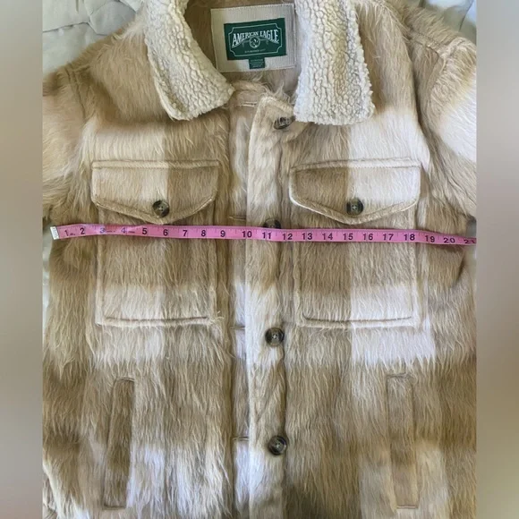 American Eagle Outfitters Oversized Plaid Shacket - Picture 15 of 16